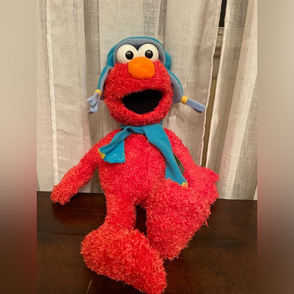 Plush Elmo